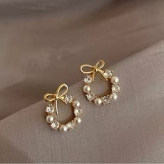 Brand New Condition Korean Jewelry, Stil Elegant, Knot Earrings, Small Earrings Studs, Jewelry Lookbook, Bow Earrings, Girly Jewelry, Pearl Stud Earrings, Dream Jewelry