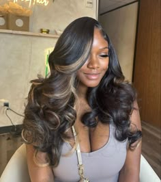 Sewin Closure, December Instagram, Side Part Hair, Blonde Highlight, Hd Lace Frontal, Quick Weave Hairstyles, Protective Hairstyles Braids, Blonde Hair With Highlights, Hair Laid