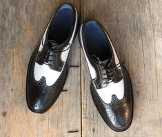 Spectator Shoes, Lining Pattern, Leather Lace Up Shoes, Quality Leather Boots, Cap Toe Shoes, Brogues Men, Wingtip Shoes, Custom Design Shoes, Handmade Leather Shoes