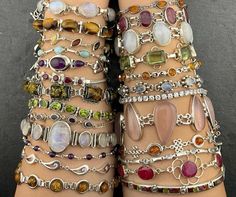 Cute Bracelet Stacks, Mixed Jewelry, Dope Jewelry Accessories, Mia 3, Funky Jewelry, Stacked Jewelry, Girly Jewelry