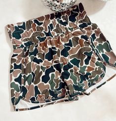 Boho Western Style, Wholesale Boutique Clothing, Womens Camo, Aesthetic Retro, Camo Shorts, Retro Streetwear