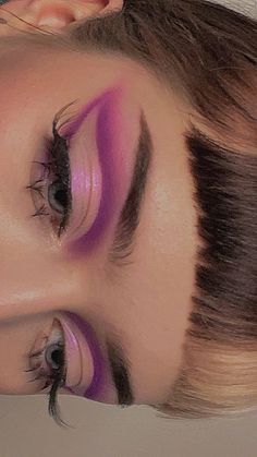 Purple Face Makeup, Purple Makeup Aesthetic, Makeup Inspo Creative, Mesh Shirt Outfit, Makeup Baddie, Purple Makeup Looks, Drag Make-up, Eye Makeup Looks