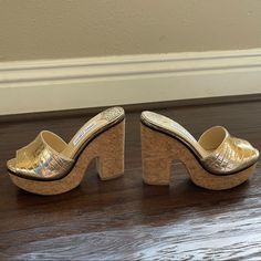 Hi!!!! I Am Selling These Adorable Jimmy Choo Deedee Light Gold Metallic Croc Embossed Leather Sandal In Size 37. These Are Brand New And Have Not Been Worn. This Listing Comes With The Shoes, Original Box, Dust Bag And Authenticity Card. Perfect For Every Single Outfit!!! Very Stunning Shoes! Any Questions, Please Let Me Know!!! Luxury Glamorous Wedge Sandals For Women, Luxury Glamorous Women's Wedge Sandals, Luxury Wedge Heels, Metallic Wedge Shoes, Jlo Platform Shoes, Jimmy Choo Gold, Jimmy Choo Sandals, Glitter Pumps, Cork Sandals