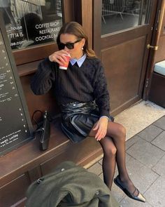 7 French Girl Outfits for 2024 That Are So Easy to Re-Create | Who What Wear UK French Mini Skirt Outfit, Holiday Plaid Outfit, White Purse Outfit Ideas, Chic Preppy Outfits, French Core Outfits, French Woman Outfit, Preppy Outfits 2024, Parisian Street Style Winter, French Fashion Winter