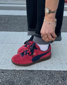 a moment for the shoes ❤️‍🔥 #coolsneakers #pumapalermo #sneakerinspo Cute Shoes Outfits, Puma Palermo Outfit, Shoe Inspo Aesthetic, Red Puma Shoes, Red Shoes Outfit, Puma Palermo, Red Loafers, Club Red, Shoes Puma