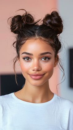 25 Lengthy-Lasting Hairstyles for All Hair Sorts: Enduring Magnificence Check more at https://howcandothis.com/hairstyleideas/25-lengthy-lasting-hairstyles-for-all-hair-sorts-enduring-magnificence/ Festival Hairstyles, Coachella Hair, Lazy Hairstyles, Colour Hair, Easy Bun, Hairstyle Inspiration, Hairstyles Women, School Hairstyles, Effortless Hairstyles