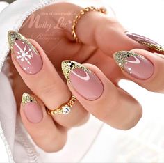 Unghie Nail Art, Gold Nail, Snowflake Nails, Classy Nails, Bling Nails, Holiday Nails, Trendy Nails