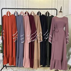 Arabic Dress, Dress Muslim, Mode Abaya, Muslim Outfits, Muslim Dress, Abaya Dress, Modest Wear, Abayas Fashion, Kaftan Dress