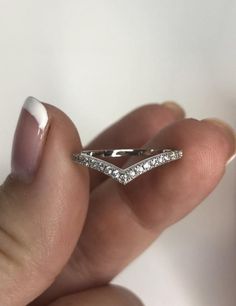 ***Gorgeous Sterling Silver 925 Chevron Ring with 3A Grade CZ Diamonds.***We deep it in Rhodium for extra protection ***It will not rust or turn your finger green *** Will come in a cardboard box (one per package). Please let me know if you have specific request).***Gift Box Available for $3 Extra 💵 Follow Our Instagram for discounts and promotions @cupoftea925***We just opened our Store here on Etsy and very Exited to introduce you to our Sterling Silver 925 Jewelry:) (All Solid Sterling Silve Chevron Ring, 925 Ring, Cute Rings, Cz Diamond, 925 Jewelry, 925 Silver Rings, Cardboard Box, Rings Statement, Silver 925