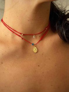 Adjustable Bracelet Diy, Beaded Necklace Outfit, Danty Jewelry, Charm Necklace Diy, Boho Jewelry Diy, Wire Wrapped Stone Jewelry, Festival Necklace, String Necklace, Red Beaded Necklaces