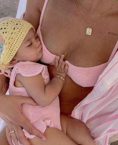 Baby Dump, Diy Crafts Wedding, Celebrity Brides, Hairstyle For Long Hair, Home Renovation Ideas, I Want A Baby, Recipes Holiday, Wanting A Baby, Future Mommy