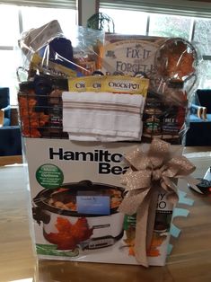 the hamtic beer gift basket is on display