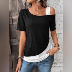 Features: Basic Style Sheer: Opaque Stretch: No Stretch Material Composition: 95% Polyester, 5% Spandex Care Instructions: Machine Wash Cold. Tumble Dry Low. Imported Asymmetrical Tops, Mode Inspiration, Basic Style, Look Chic, Plus Size Tops, T Shirt Top, Contrasting Colors, Sleeve Styles, Color Blocking