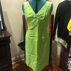 Incredibly Flattering, This Dress Makes Anybody Look Very Hourglass. Hits Right At The Knee In An A-Line Style, The Neckline Makes The Best Of Your Cleavage And The Pleats At The Waist Visually Nip You In. This Tag Says Size 2, But It More Realistically Fit Me When I Was A Size 4, And Even 6 Might Be Able To Squeeze In. Measurements Are In Pictures. The Fabric Is Not Stretchy, So Go By Your Waist Measurement More So Than Anything. Brand New With Tags, Never Worn Except To Try On. This Can Be Mad Green Lined Midi Dress For Formal Occasions, Green Lined Midi Dress For Formal Events, Calvin Klein Green Knee-length Midi Dress, Calvin Klein Green Knee-length Dress, Elegant Green Calvin Klein Midi Dress, Calvin Klein Green Spring Midi Dress, Chic Green Calvin Klein Midi Dress, Chic Green Calvin Klein Dress, Green Lined Sheath Dress