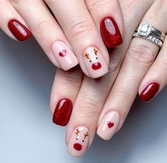 Christmas Nail Designs Easy, Christmas Nails Easy, Christmas Gel Nails, Pretty Nail Designs, Cute Gel Nails, Xmas Nails, Christmas Nail, Classy Nails, Fancy Nails