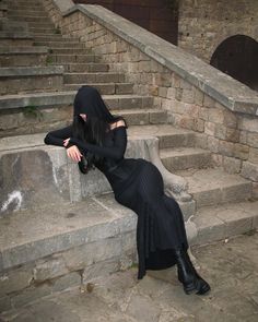 Maquillage Goth, Romantic Goth, Fishtail Dress, Long Bodycon Dress, Hooded Dress, Goth Aesthetic, Style Party, Gothic Dress, Goth Outfits