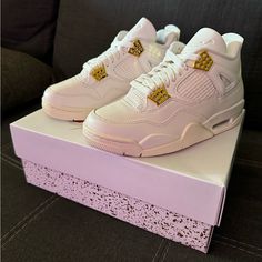 Brand New Jordan 4 Retro Metallic Gold And White. Women’s Size 6. Brand New White Leather Air Jordan 4 With Perforations, Jordan 4 Retro Metallic, Jordan Gold, Jordan 4 White, Jordan 4’s, White Jordans, Jordan 4s, Shoes Jordan, Cute Nike Shoes