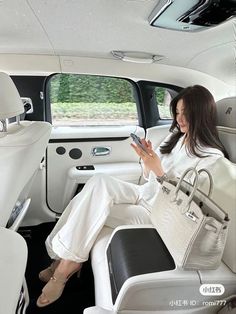 Birkin Mom, Private Driver, Minimalism Aesthetic, Vision Bored, Business Lady, Abundance Manifestation, Girl Energy, Army Officer