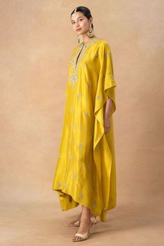 Shop Designer Women's Clothing & Accessories Online - Ensemble India Yellow Banarasi Suit, Kaftans Dresses Modern, Maya Temple, Indowestern Outfits, Heavy Suits, Classy Cocktails, Jayanti Reddy, Silk Suits, Kaftan Designs