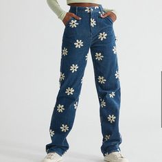 Pacsun Corduroy 90s Boyfriend Carpenter Navy Floral Pants Size 24 - Fits A Small New With Tags Your Fave High-Rise Pants Get Updated With A Navy Floral Print Throughout And Have A Longer Stacked Inseam And A Fitted Construction That's Baggy Throughout The Leg. ***Approximate Measurements In Inches While Item Is Laid Flat *** Total Length 38.75 Across Waist 12 Inseam 27 Fun Pants Women, Y2k Style Straight Bottoms For Spring, Y2k Straight Pants For Spring, Y2k Straight Leg Bottoms For Spring, Y2k Straight Leg Pants For Spring, Y2k Style Straight Leg Spring Pants, Spring Y2k Straight Leg Pants, Y2k Style Cotton Pants For Spring, Blue Y2k Style Pants For Spring