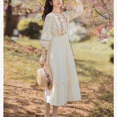 Beige Retro Casual Maxi Dress (Simple) White Floor-length Midi Dress For Spring, Beige Long Sleeve Maxi Dress For Spring, Beige Floor-length Maxi Dress For Summer, Chic Beige Vintage Midi Dress, Vintage Beige Long Sleeve Midi Dress, Beige Long Sleeve Vintage Midi Dress, Vintage Long Sleeve Beige Midi Dress, Elegant White Vintage Maxi Dress, Elegant White Maxi Vintage Dress