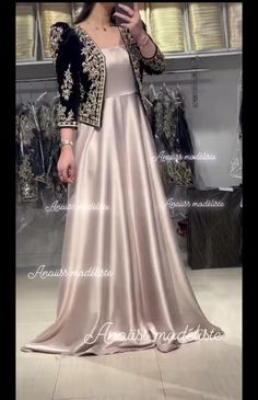 Gown Designs With Hijab, Gown Hijab Style, Hijab Outfit For Wedding, Makhmal Suits Design Pakistani, Stylish Wedding Dresses Pakistani, New Stylish Dress Designs Pakistani, Dresses To Wear To A Wedding Pakistani, Suits Design Party Wear, Wedding Dresses Ideas Pakistani