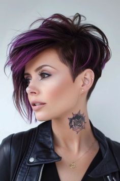 Purple Undercut Pixie, Haircuts Woman Long, Pixie Purple Hair, Pixie Punk Haircut, A Line Pixie Haircut, Pixie Hairstyles With Undercut, Short Hair With Purple Highlights, Female Shaved Hairstyles, Purple Pixie Haircut