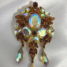 "Trifari Signed Vintage Multicolor Rhinestone Rare Brooch Fashion Jewelry Brooch Width: 1.96: Hight: 3.80\" Bin Code:  D2 / P5" Multicolor Bracelet, Brooch Fashion, Trifari Brooch, Trifari Jewelry, Jewelry Brooch, Brooch Vintage, Vintage Rhinestone, Vintage Brooches, Vintage Signs