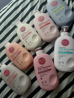 Fresh And Cozy Eos Lotion, Eos Lotion Aesthetic, Fresh And Cozy Eos Layering, Eos Holiday Lotion, Eos Body Lotion, 2025 Wishlist, Eos Lotion, Hygiene Essentials