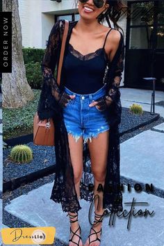 Shorts And Kimono Outfit, Black Lace Kimono Outfit, Black Kimono Outfit, Lace Cardigan Outfit, Lace Kimono Outfit, Edgy Outfits Summer, Black Lace Kimono, Black Lace Cardigan, Kimono Outfits