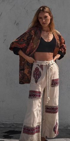 Hippie Fits, Looks Hippie, Patch Pants, Moda Hippie, Boho Inspo