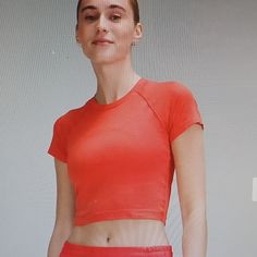 Bnwt, Womens Swiftly Tech Cropped Short Sleeve Shirt 2.0 Color- Hot Heat Size-12 Final Sales On This One Ladies, Get It While It's On Fire Red Summer Athleisure Tops, Red Athleisure Tops For Summer, Fitted Red Athleisure Tops, Red Short Sleeve Workout Top, Functional Red Crew Neck Top, Fitted Red T-shirt For Workout, Red Medium Support Sports Top, Red Short Sleeve Workout Activewear, Red Short Sleeve Sportswear Activewear