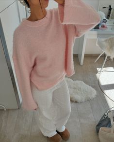 september favourite's folder 🍂💗 Cute Winter Outfits Pink, Danish Style, Chill Outfits, Cute Winter Outfits, Stockholm Fashion, Weekend Outfit, Cozy Outfit, Cute Everyday Outfits