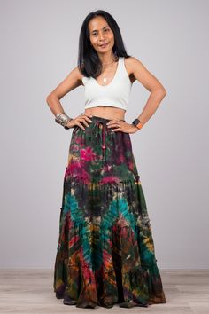 "Tie Dye Skirt, Festival Skirt, Hand Dyed Maxi Skirt , Hippie Skirt, lounge wear skirt, tiered skirt PRODUCT SIZE : One Size Fits Most * Waist : up to 40\" * Hips : up to 44\" * Length : 40\" MATERIAL * Cotton Tie Dye (T-shirt like) NOTE : * Model chest : 32\", waist : 24\" hips : 35\" * Combined Height is 5\"6 > I'm 5\"2 (158cm) and I'm wearing 4\" heels in the pictures PRODUCT CARE : * Wash separate in cold water. Lay flat to dry This skirt stands out from the crowd with its magnificent col Tie Dye Skirt Outfit, Festival Skirt, Skirt Tiered, Hippie Skirt, Tie Dye Maxi Skirt, Kaftan Top, Hippie Skirts, Festival Skirts, Loose Fitting Dresses