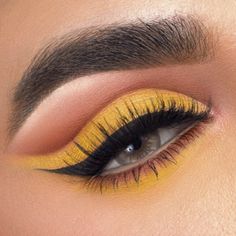 Artist Couture Caliente Palette $30.00 Brand New, Never Been Open. Yellow Eye Makeup, Drag Make-up, Yellow Makeup, Couture Makeup, Makeup Eyeshadow Palette, Eye Makeup Designs, Colorful Eye Makeup, Makeup Eye Looks, Creative Eye Makeup