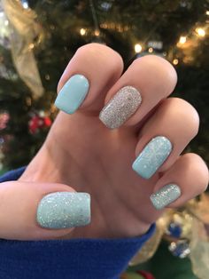 Light Blue Nails With Snowflakes, Icy Blue Nails Winter, Baby Blue Winter Nails Acrylic, Light Blue Snowflake Nails, Winter Nails 2022 Trends Gel Blue, Light Blue Winter Nails, Winter Snowflake Nails, Powder Blue Nails, Blue Christmas Nails