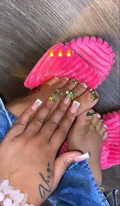 Toes And Nails Matching Color Combos, Matching Finger And Toe Nails, Nail And Toe Set, Matching Acrylic Nails And Toes, Acrylic Nails And Toes Matching, Nails And Feet Set, Nail And Toes Matching Ideas, Matching Nail And Toe Sets, Matching Nails And Toes