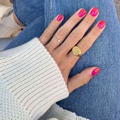 Red Cute Nails, Nails Aesthetic Pink, Cute Nails Gel, Pink Red Nails, It Girl Nails, Gel Nails Ideas, Rings Aesthetic, Hello Nails, Shoe Nails