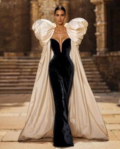 Saiid Kobeisy, Cape Fashion, High Fashion Dresses, Exquisite Gowns, Glam Dresses, Couture Dresses, Couture Fashion, Fitted Dress, Black Velvet