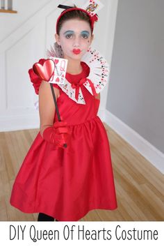 Check out this easy DIY Queen of Hearts costume Lion Costume Diy, Diy Girls Costumes, Pirate Costume Diy, Cookie Costume