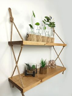 Double étagère murale en bois & corde en jute-Holbox Spirit Suspended Shelves, Cute Diy Room Decor, Wooden Wall Shelves, Diy Shelves, Natural Jute, Wooden Shelves