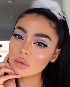 Bright Makeup Looks, Pastel Makeup, Makeup Tip, Easter Makeup, Bright Makeup, Rave Makeup