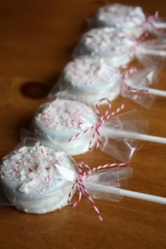 white marshmallows wrapped in clear cellophane and tied with twine