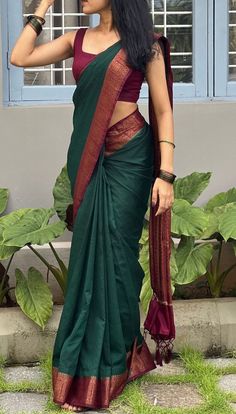 Tamil Traditional Saree, Saree With Ponytail, Wedding Saree Maharashtrian, Blouse Aesthetic Design, Aesthetic Saree Blouse Design, Ramp Walk Poses In Saree, Brown Saree For Farewell, Saree With Jewellery Ideas, Sarees For Brown Skin