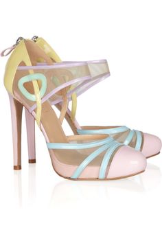 lite spring colors Pastel Heels, Lady Like Style, Pastel Shoes, Versace Shoes, Spring Accessories, Steam Punk, Inspiration Mode, Shoe Lover, Beautiful Shoes