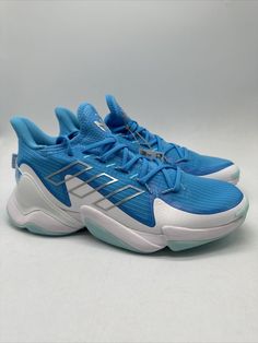 Elevate your sneaker game with these stylish and comfortable Adidas Impact FLX Mahomes 1 Low Sky Rush sneakers in men's size 9.5. The blue color and low-top shoe shaft style add a trendy touch, while the athletic design makes them perfect for any casual occasion. The HQ7167 style code and 2023 release year give these sneakers a unique and modern look. The Adidas Impact FLX Mahomes 1 Low Sky Rush sneakers are perfect for any man who wants to look fashionable while also feeling comfortable. The product line, Adidas Low, and the model, Adidas Impact FLX, guarantee high-quality sneakers that will last for a long time. Don't miss out on this opportunity to elevate your shoe collection! Blue Dynamic Lace-up High-top Sneakers, Fade-resistant Blue Sneakers For Streetwear, Blue Fade-resistant Sneakers For Streetwear, Adidas Blue Mid-top Basketball Shoes, Blue Low-top Basketball Shoes With Abzorb Midsole, Blue Adidas Low-top Basketball Shoes, Blue Low-top Adidas Basketball Shoes, Dynamic Blue Basketball Shoes With Boost Midsole, Adidas Blue Basketball Shoes With Boost Midsole