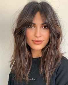 Curtain Bangs For Fine Hair, Babylights Hair, Layered Haircuts With Bangs, Oval Face Haircuts, Low Maintenance Haircut, Oval Face Hairstyles, Natural Wavy Hair, Hair 2024