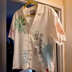 Casual Scotch And Soda. 100%. Never Worn. White Cotton Camp Shirt With Graphic Print, Soda Brands, Scotch And Soda, Scotch & Soda, Casual Shirts For Men, Scotch, Button Down Shirts, Casual Button Down Shirts, Color White