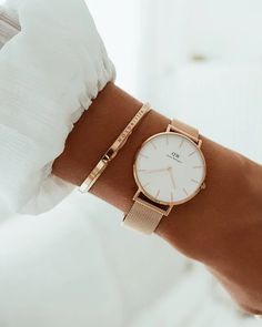 Dw Watch Women, Dw Watch, Eggshell White, Spring Fashion Trends, Everyday Outfit, 가을 패션