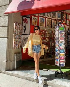 Singapore Outfit, Thailand Outfit, Looks Pinterest, Japan Outfit, Simple Summer Outfits, Aesthetic Outfits, Travel Outfit, Cute Casual Outfits